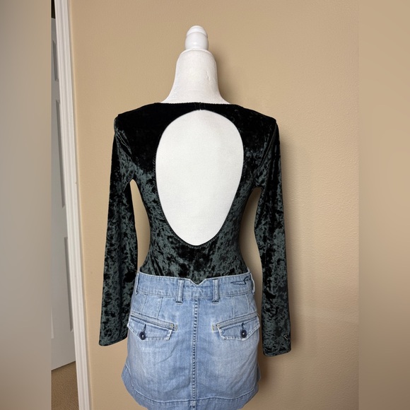 Victoria’s Secret Crushed Velvet Green Body Suit size XS - Picture 7 of 11